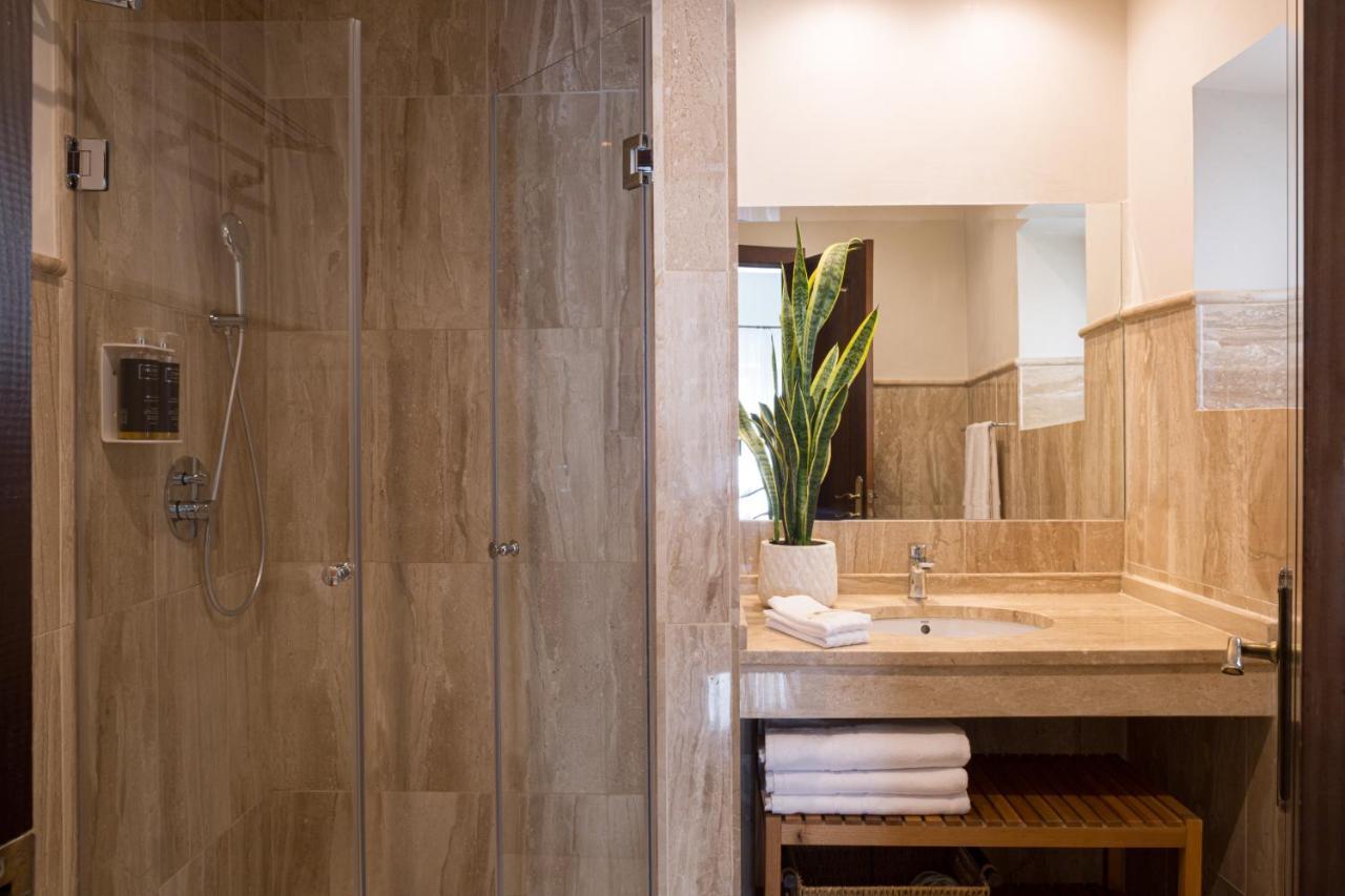 סביליה Puerta Catedral Apartments מראה חיצוני תמונה