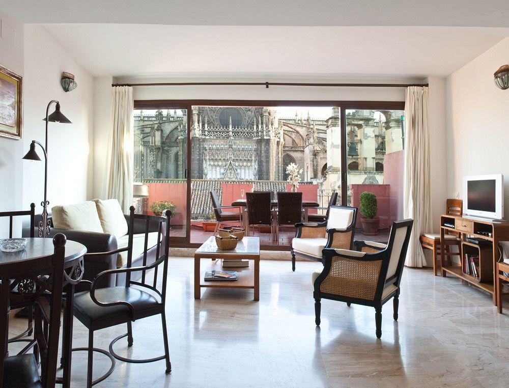 סביליה Puerta Catedral Apartments מראה חיצוני תמונה