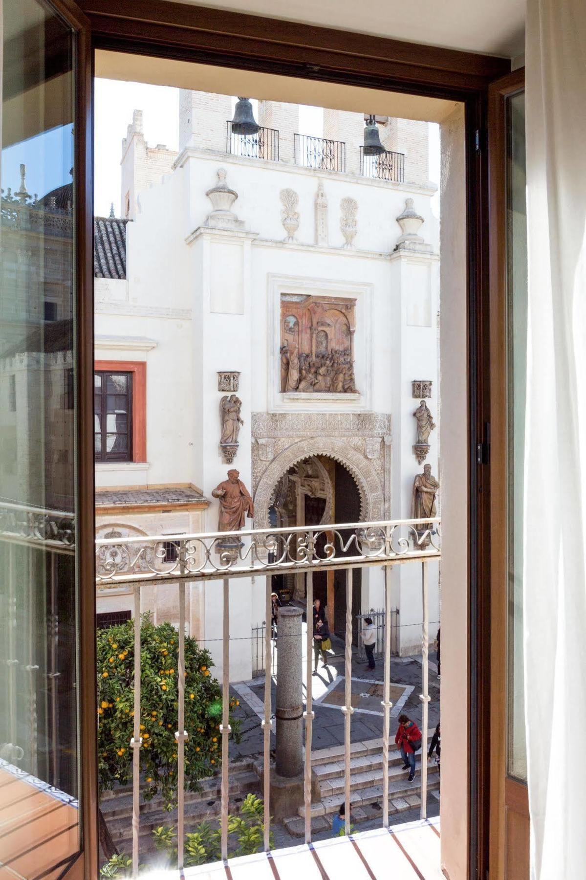 סביליה Puerta Catedral Apartments מראה חיצוני תמונה